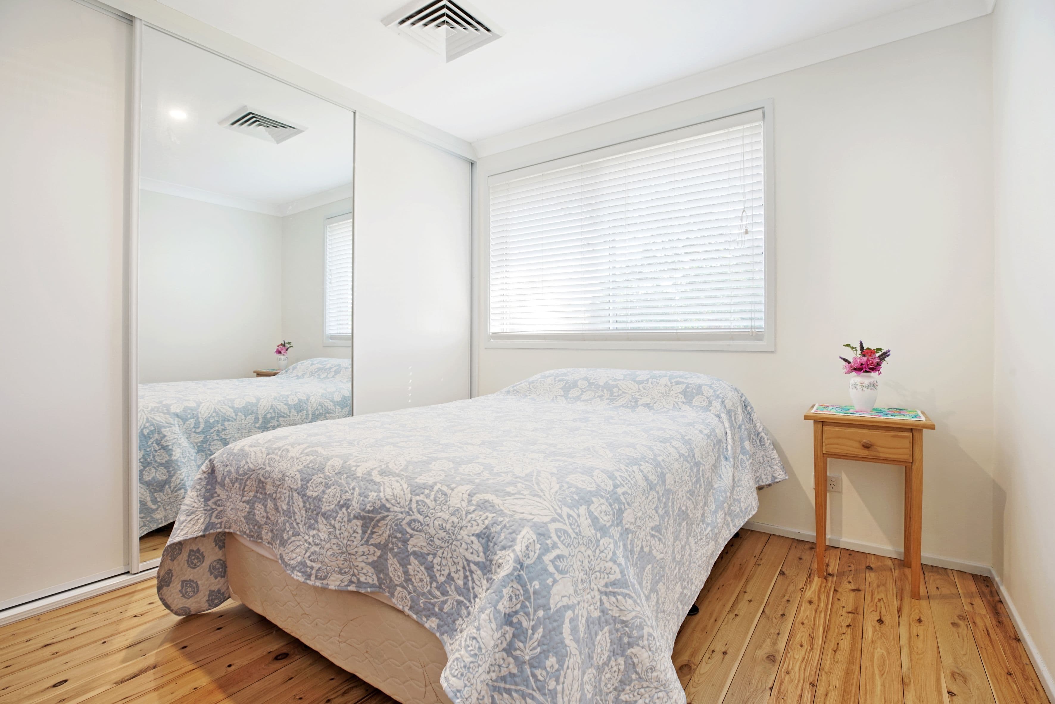 16 Gandell Crescent, South Penrith - Thumbnail 4