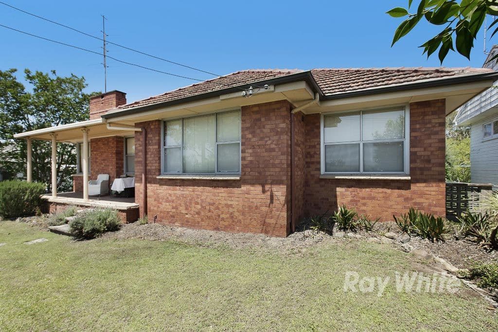 170 Excelsior Parade, Toronto - Image 1