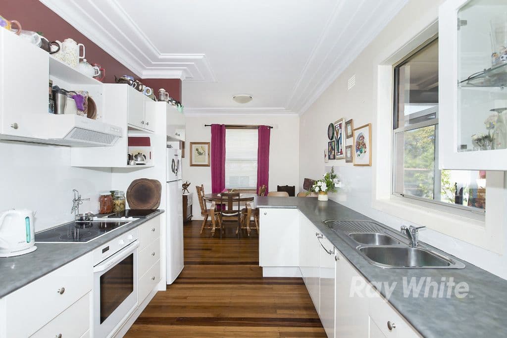 170 Excelsior Parade, Toronto - Thumbnail 8