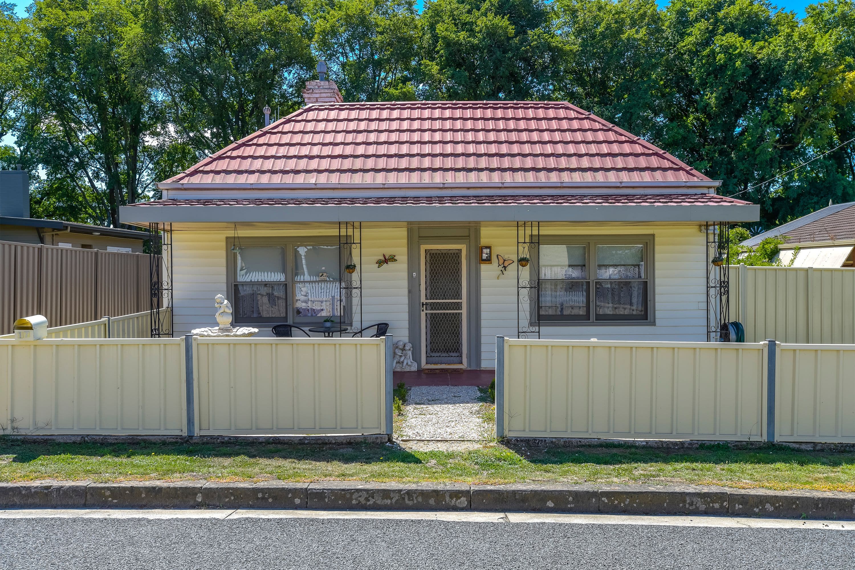 17 Mair Street, Kyneton VIC 3444, Kyneton - Thumbnail 2
