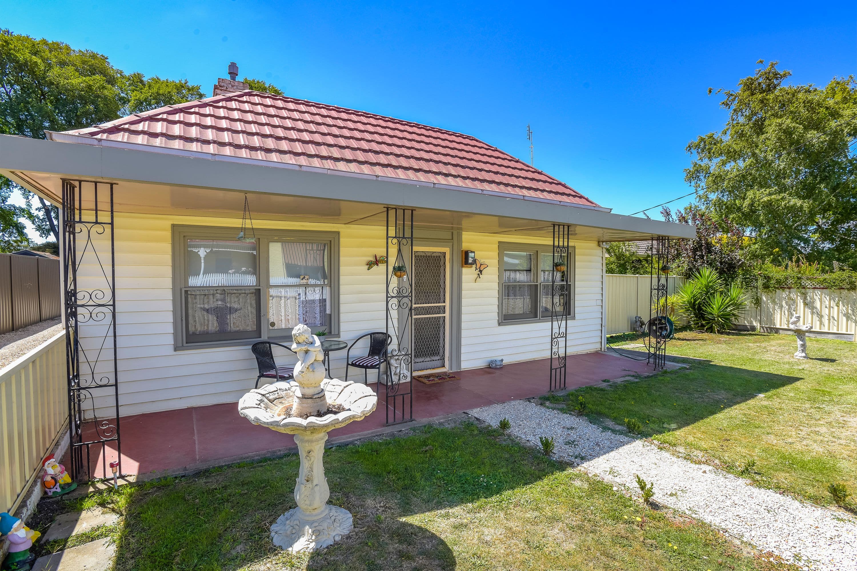 17 Mair Street, Kyneton VIC 3444, Kyneton - Thumbnail 3
