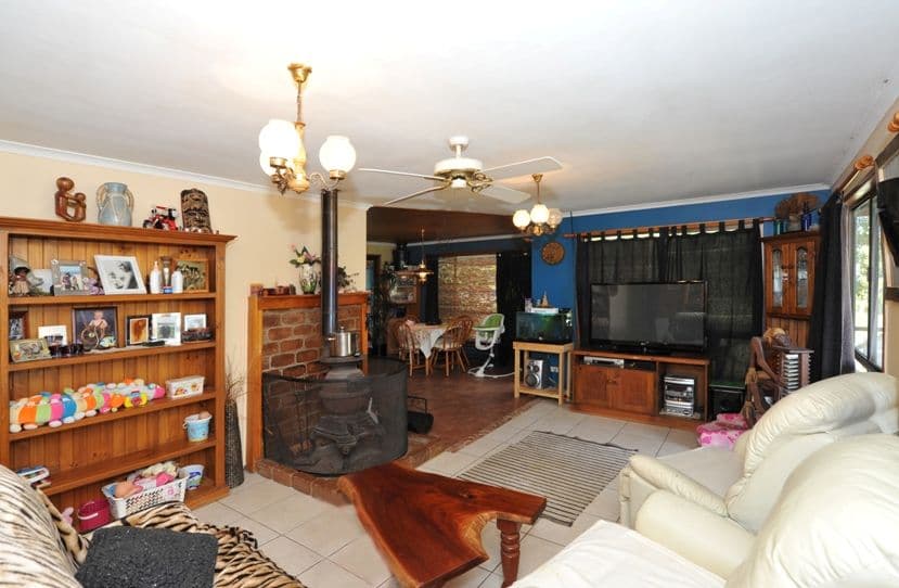 11 Hillview Crescent, GOWRIE JUNCTION QLD 4352, Gowrie Junction - Thumbnail 5