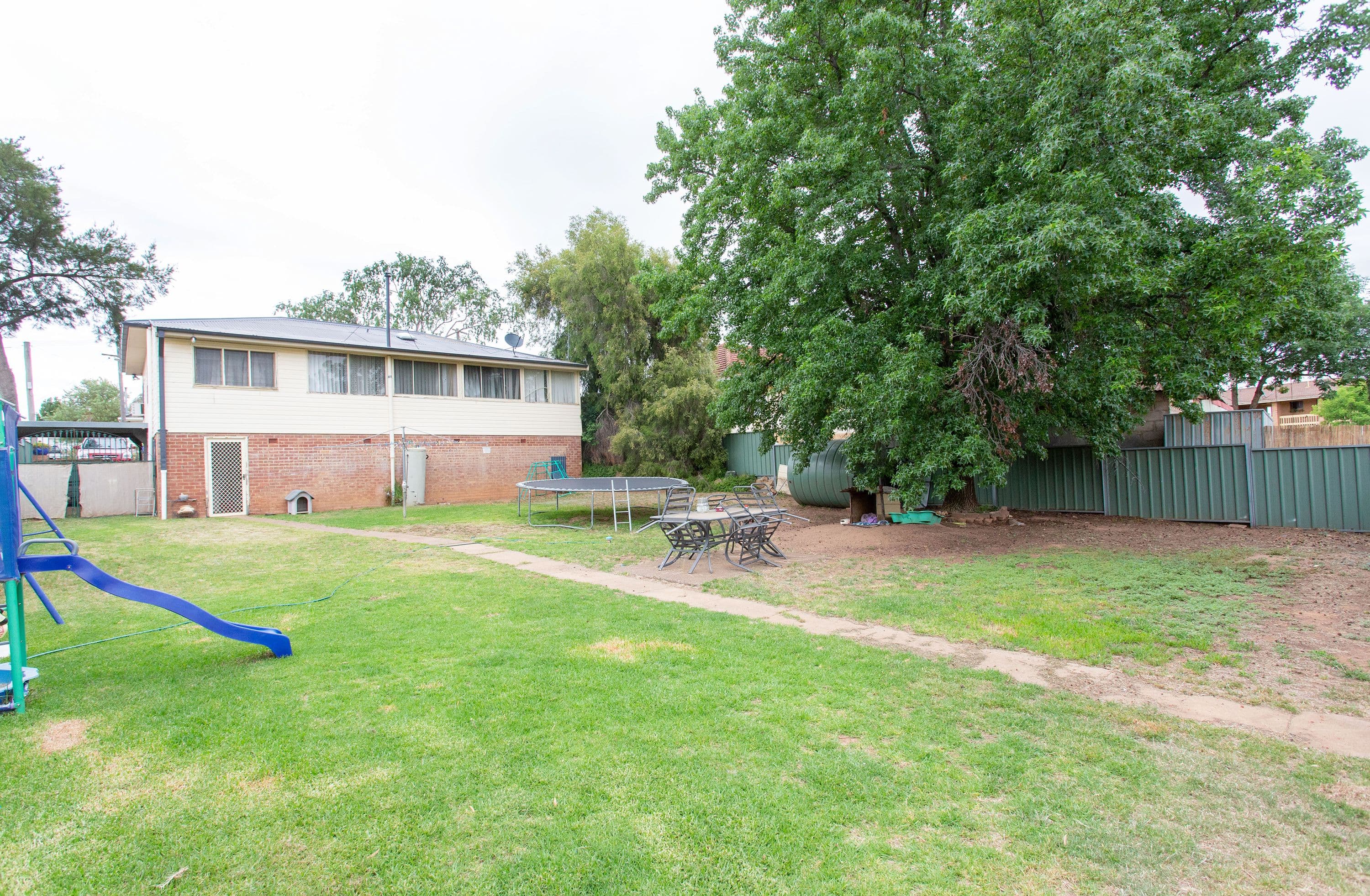 6 Dungaleer Street, Cowra - Thumbnail 7