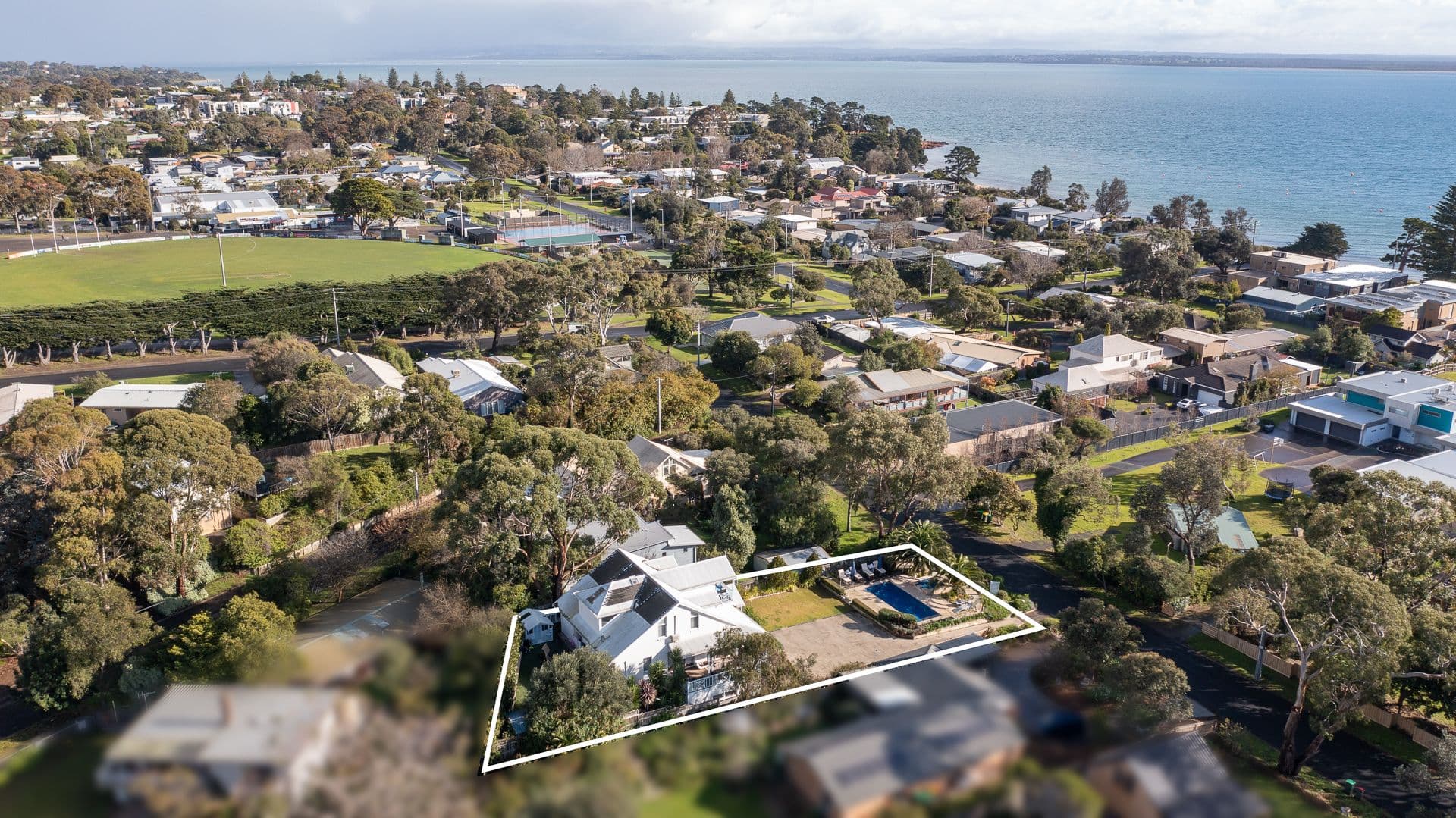 9 Gordon Street, Cowes VIC 3922, Cowes - Thumbnail 3