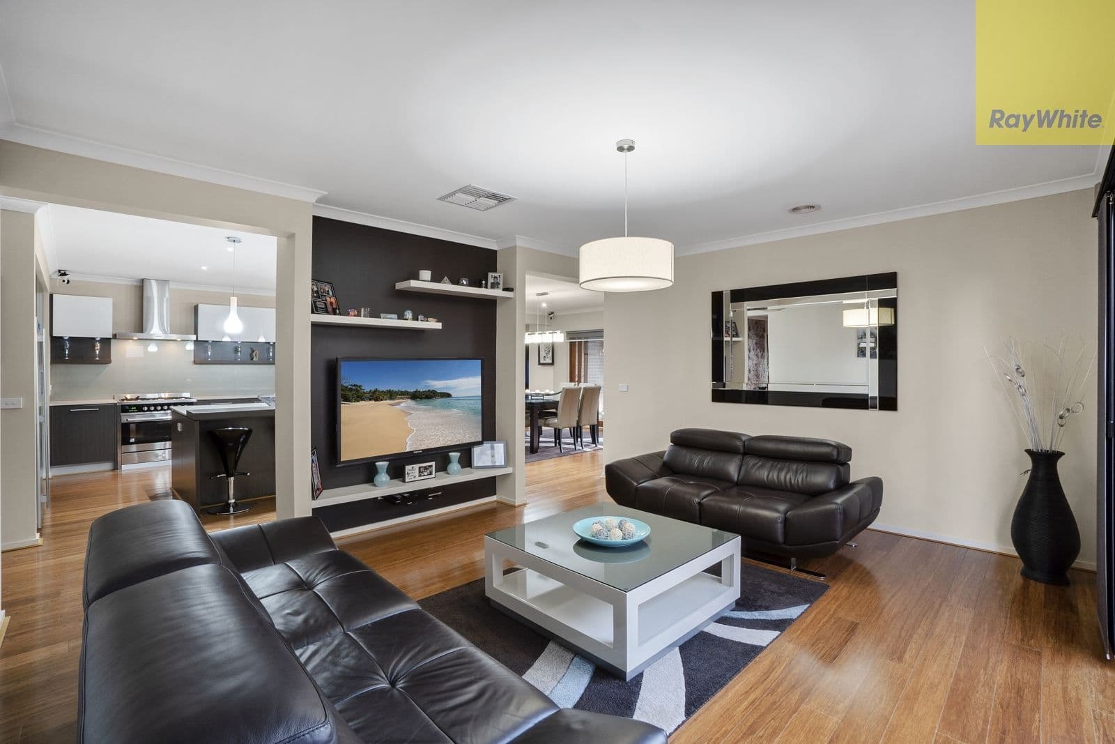 31 Darwin Street, Taylors Hill VIC 3037, Taylors Hill - Thumbnail 2