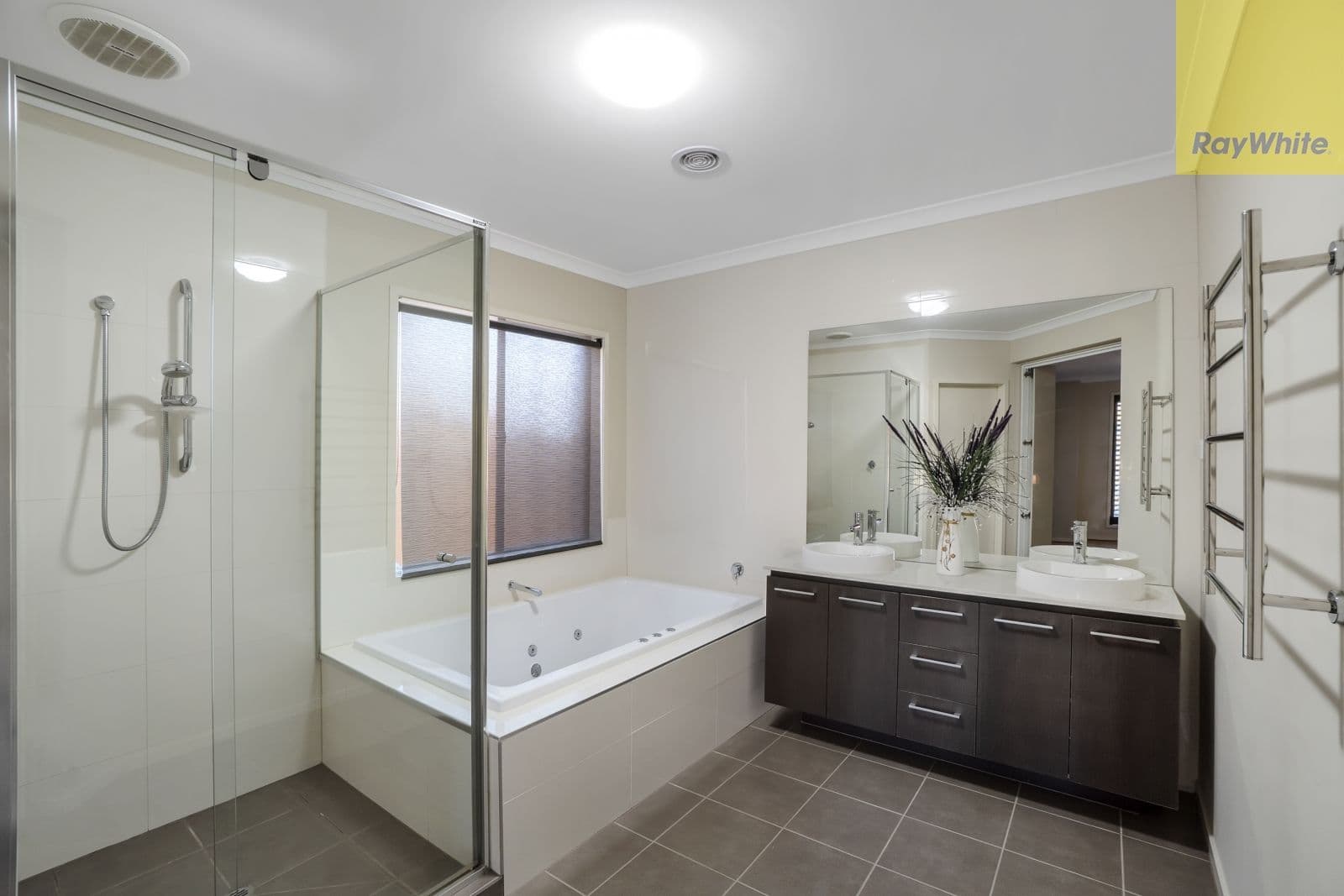 31 Darwin Street, Taylors Hill VIC 3037, Taylors Hill - Thumbnail 8