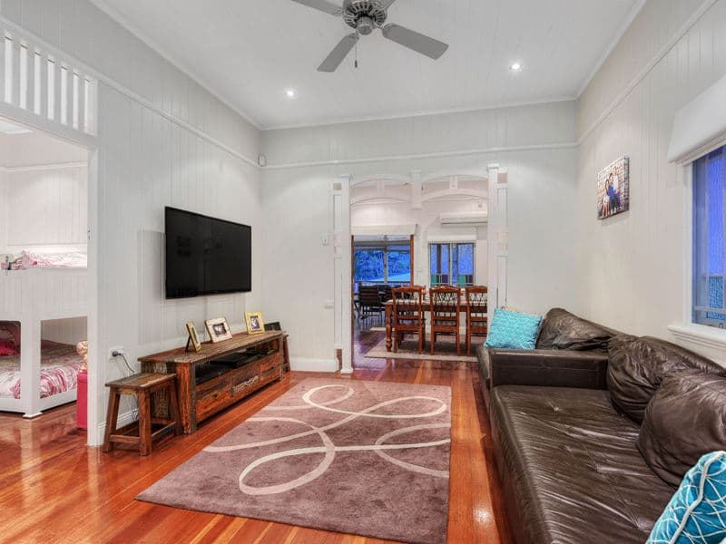 17 Burke Street, Coorparoo QLD 4151, Coorparoo - Thumbnail 3