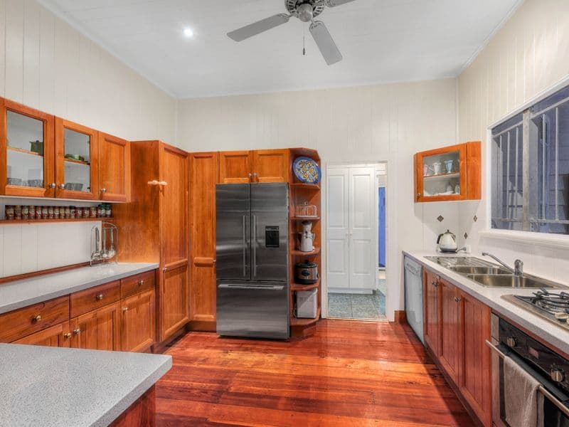 17 Burke Street, Coorparoo QLD 4151, Coorparoo - Thumbnail 5