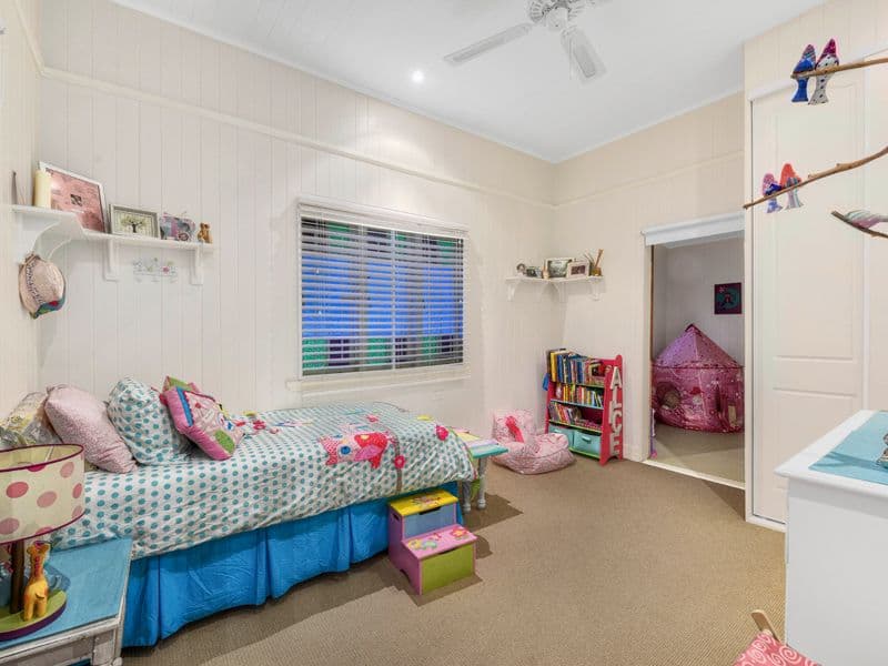 17 Burke Street, Coorparoo QLD 4151, Coorparoo - Thumbnail 8