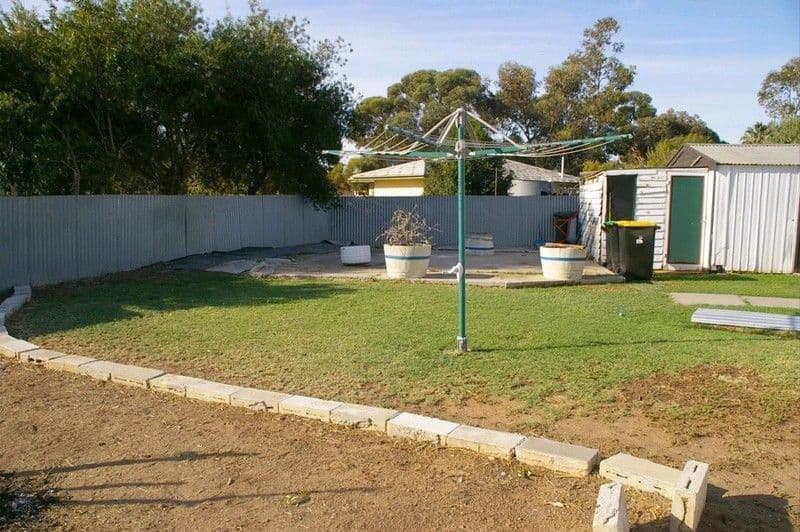 4 Ogilvy Street, RENMARK SA 5341, Renmark - Thumbnail 8