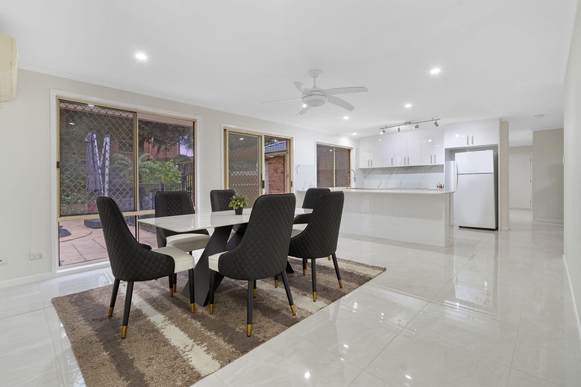 358 Mount Gravatt-Capalaba Road, Wishart QLD 4122, Wishart - Thumbnail 5