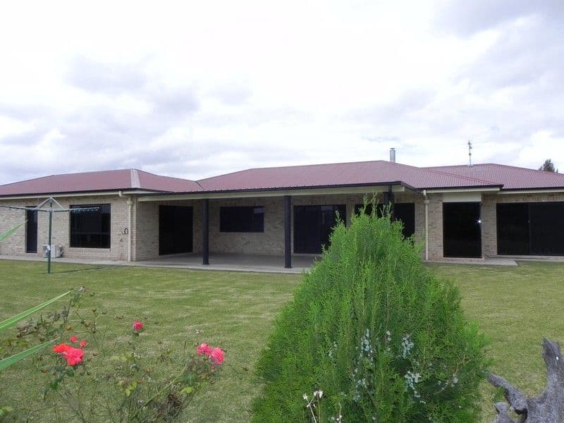 21 Fairway Drive, PITTSWORTH QLD 4356, Pittsworth - Thumbnail 8