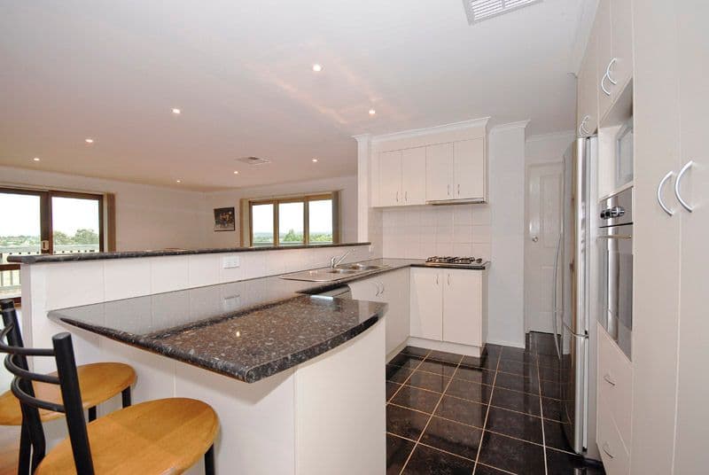 141 Anderson Street, LILYDALE VIC 3140, Lilydale - Thumbnail 4