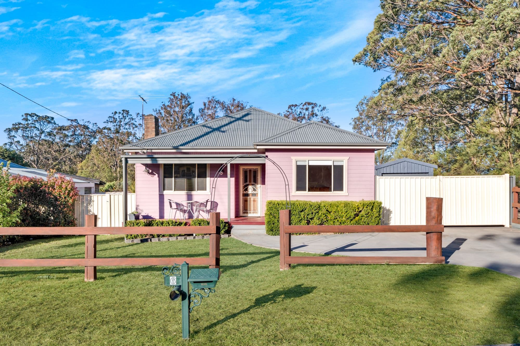 6 Steveys Forest Road, Oakdale - Image 1