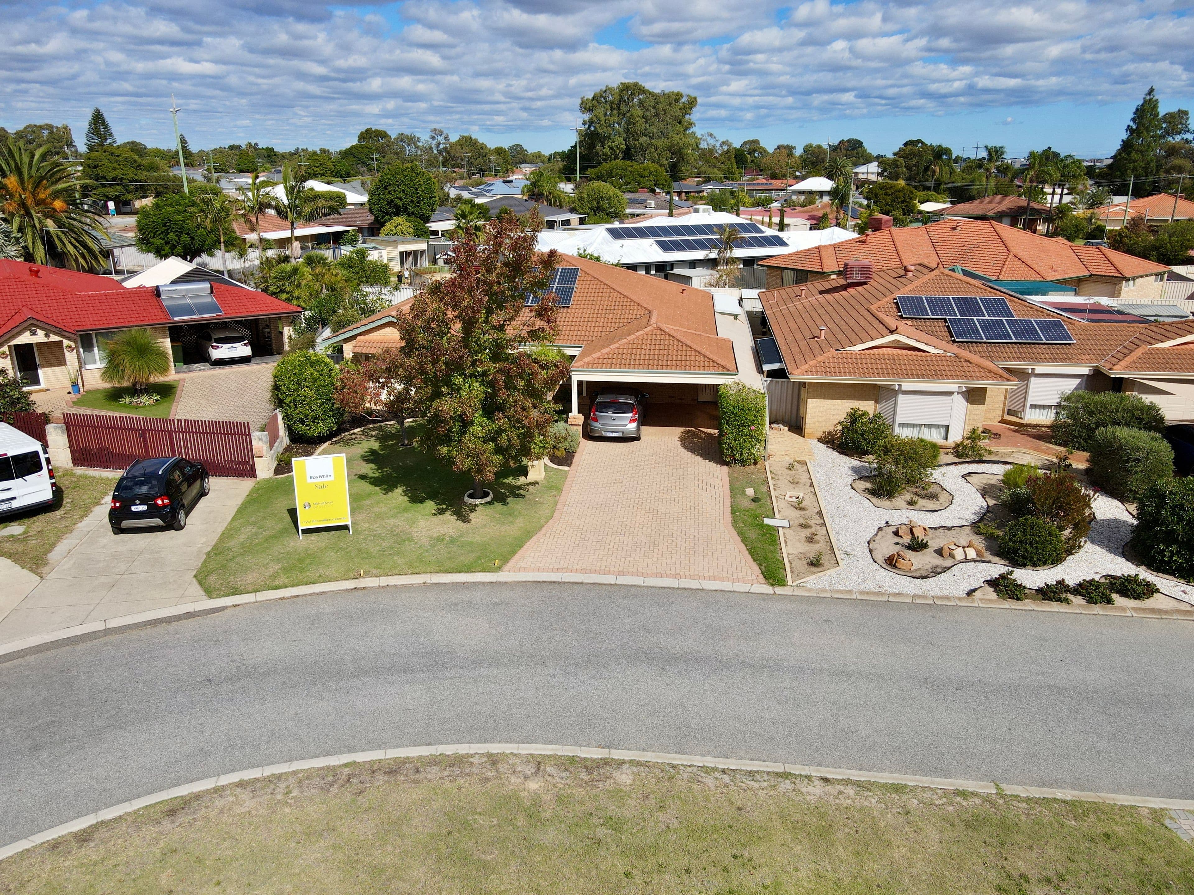 15 Edelweiss Way, Beckenham WA 6107, Beckenham - Image 1