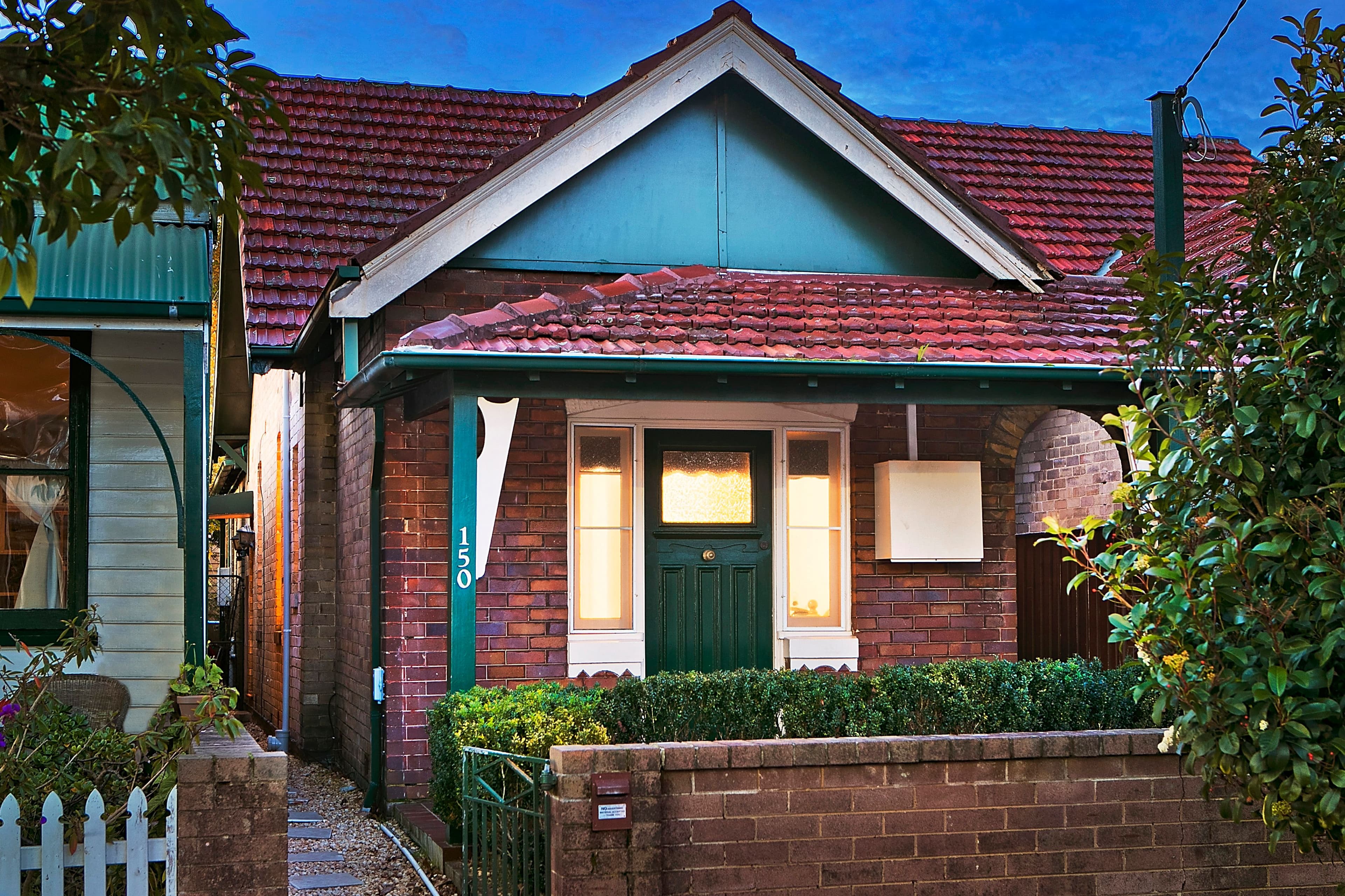 150 Atchison Street, Crows Nest - Image 1