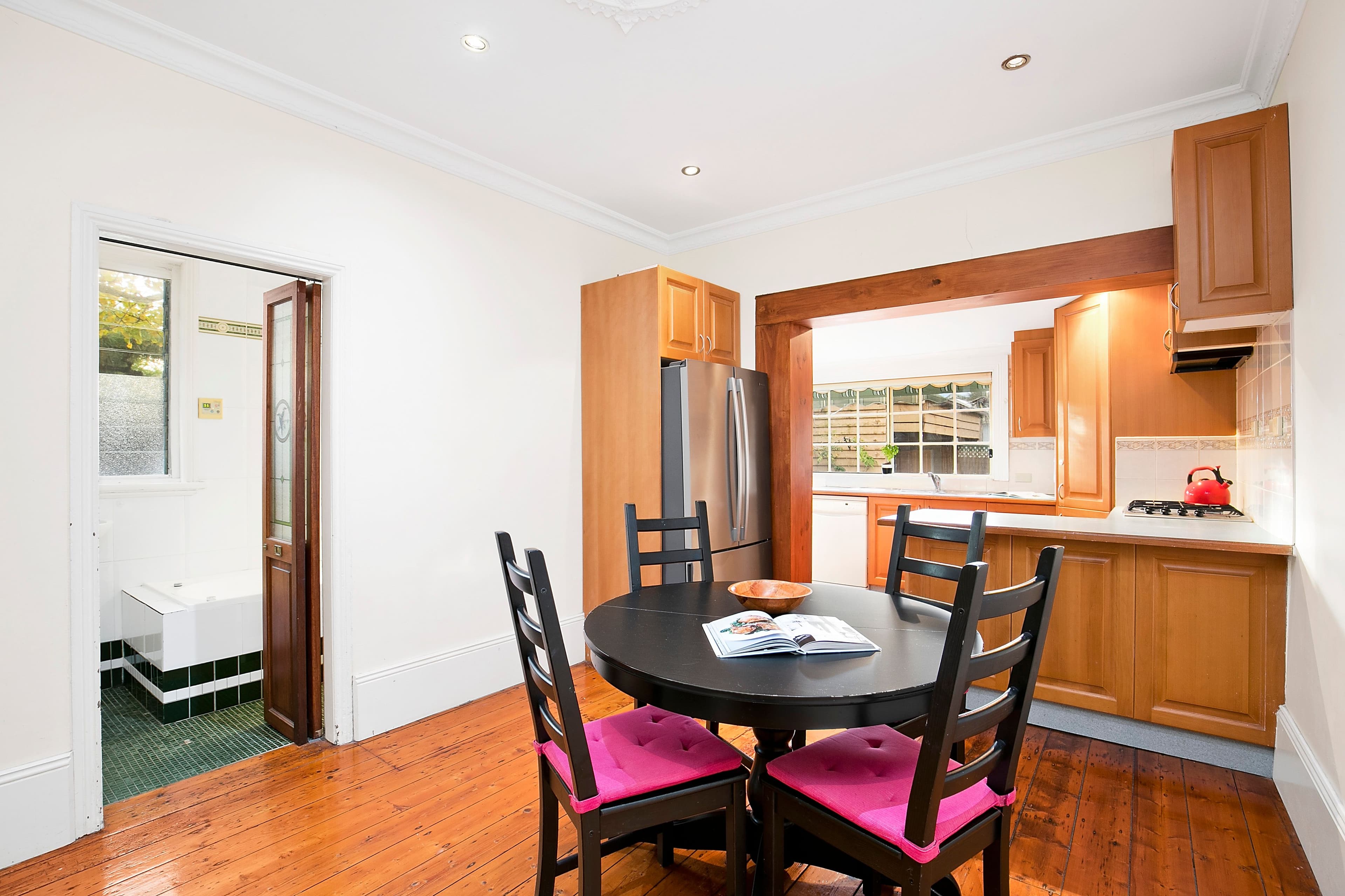 150 Atchison Street, Crows Nest - Thumbnail 4