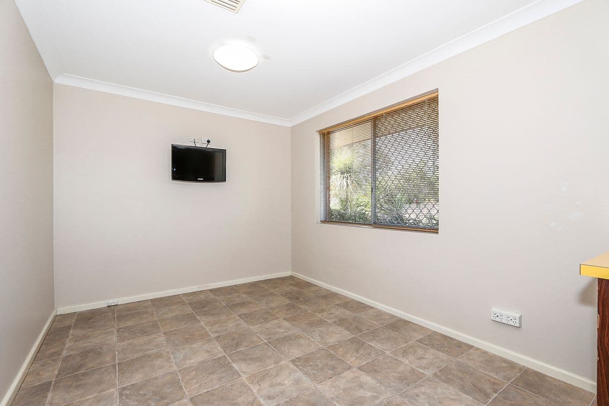 23 Blackadder Road, Swan View WA 6056, Swan View - Thumbnail 6