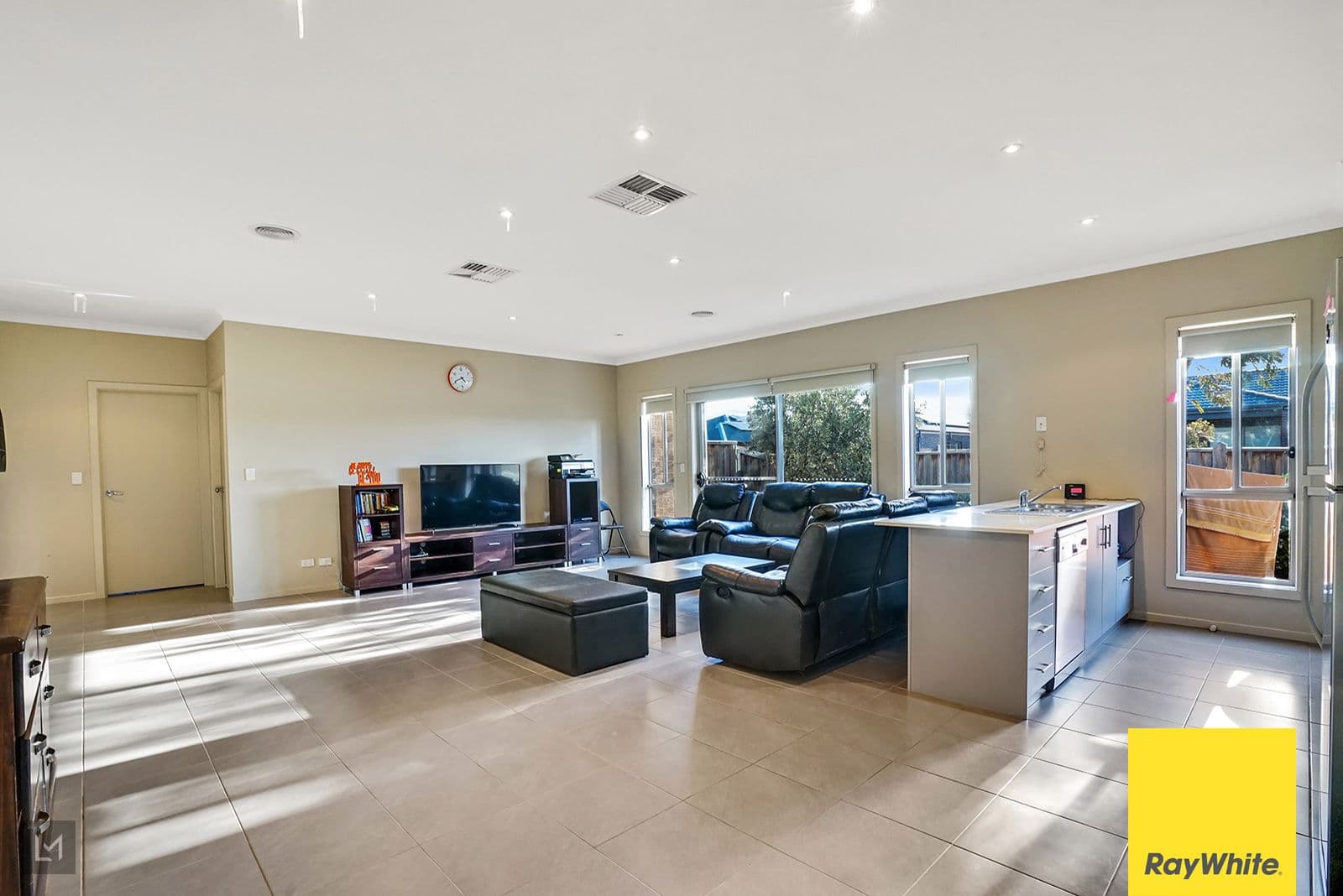 7 Tavor Street, Tarneit VIC 3029, Tarneit - Thumbnail 5
