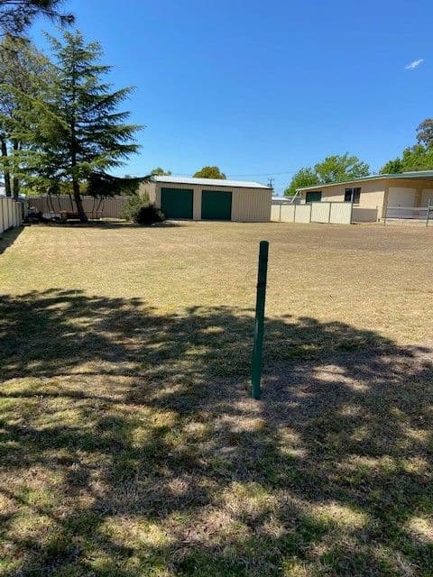 27 Smith Street, Stanthorpe QLD 4380, Stanthorpe - Thumbnail 2