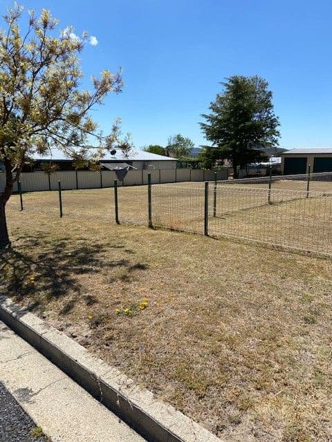 27 Smith Street, Stanthorpe QLD 4380, Stanthorpe - Thumbnail 4