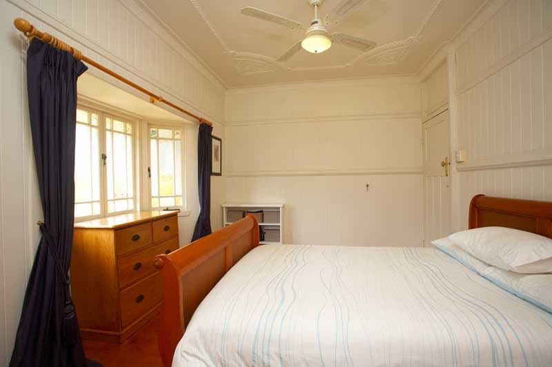 33 Rouen Road, BARDON QLD 4065, Bardon - Thumbnail 6