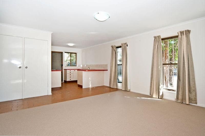 232 Redbank Plains Road, Bellbird Park QLD 4300, Bellbird Park - Thumbnail 2
