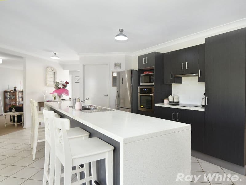 25 Phipps Drive, Meringandan West QLD 4352, Meringandan West - Thumbnail 2