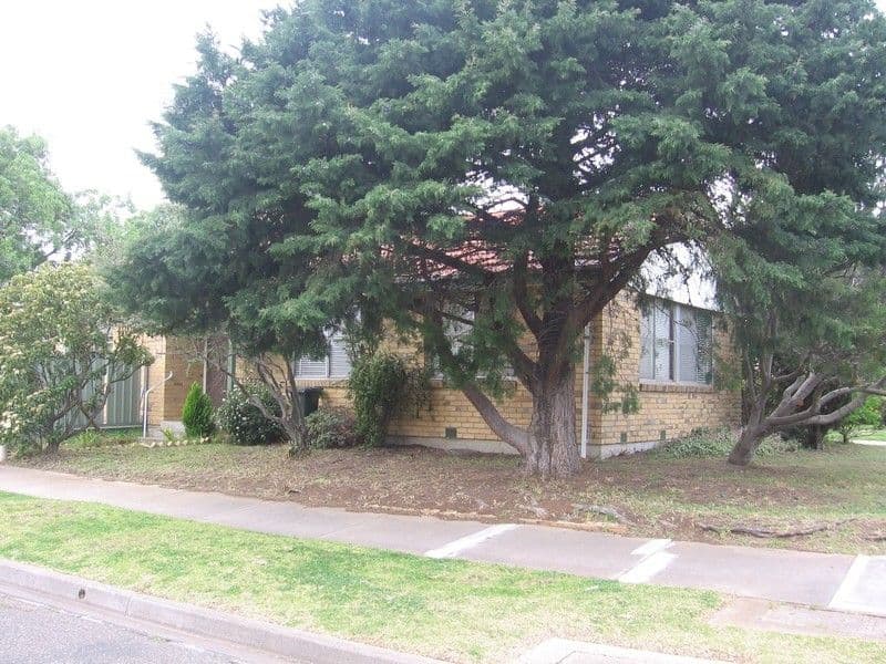8 Sumers Street, LAVERTON VIC 3028, Laverton - Thumbnail 3