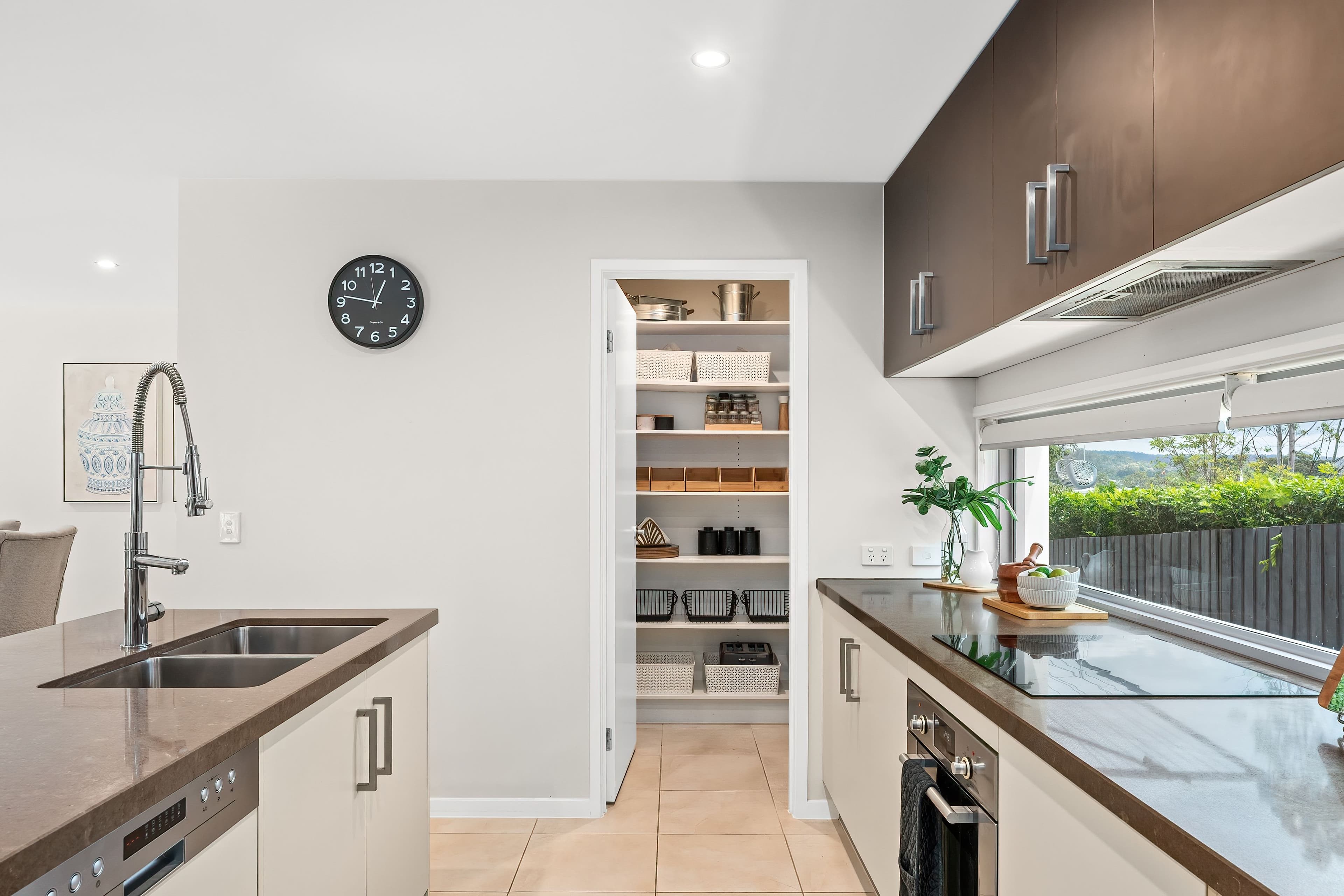 12 Belinda Court, Brookwater QLD 4300, Brookwater - Thumbnail 6