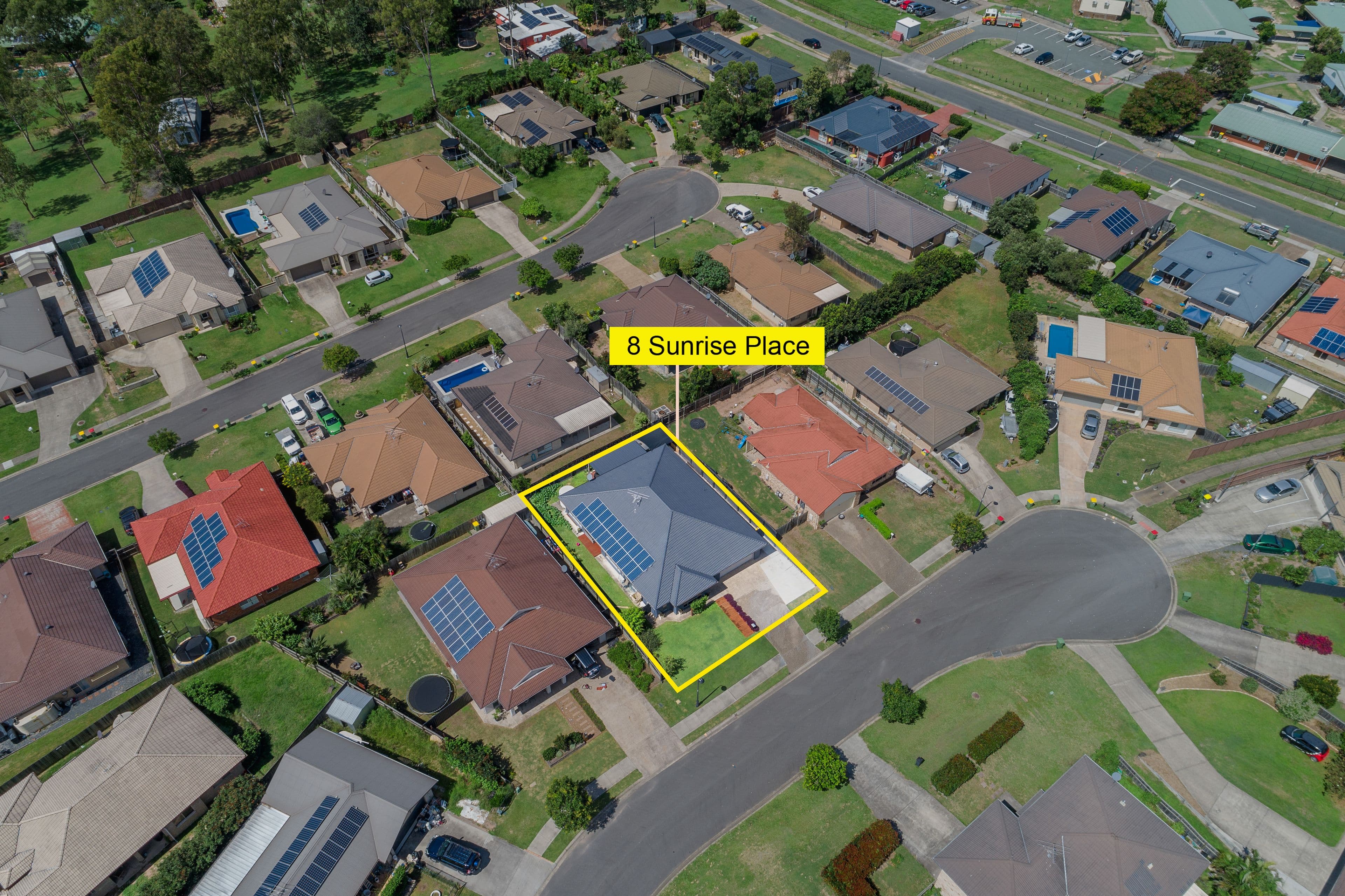 8 Sunrise Place, FLAGSTONE QLD 4280, Flagstone - Image 1
