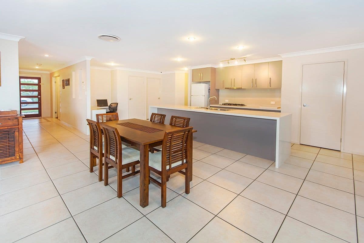 14 Amadeus Circuit, SPRINGFIELD LAKES QLD 4300, Springfield Lakes - Thumbnail 5
