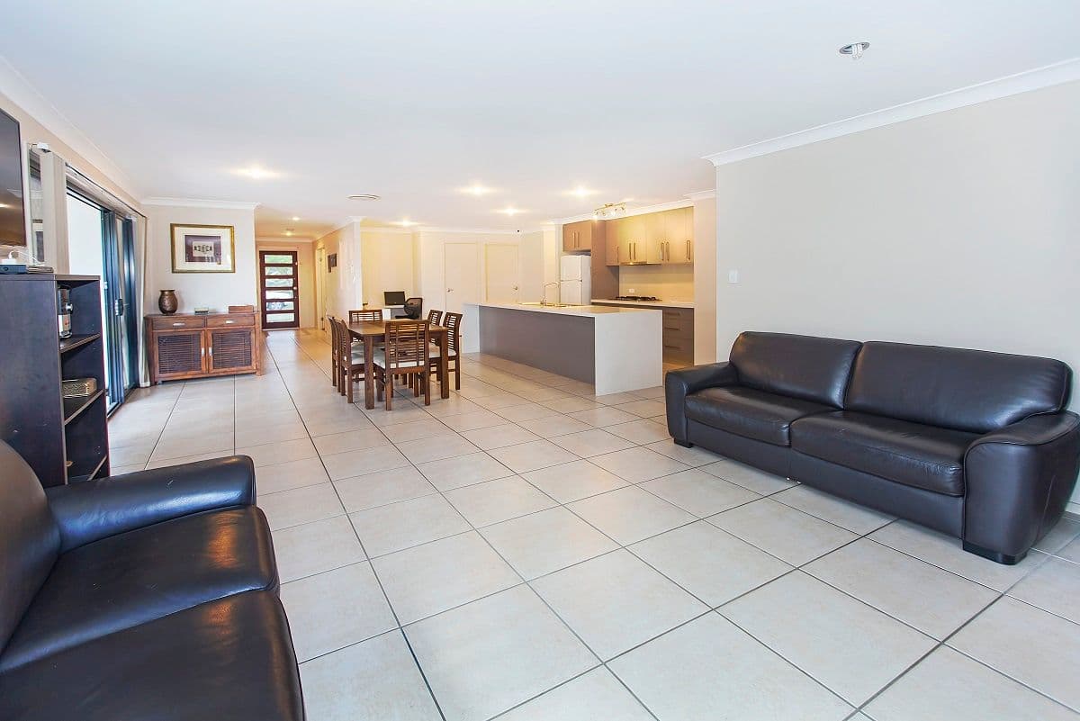 14 Amadeus Circuit, SPRINGFIELD LAKES QLD 4300, Springfield Lakes - Thumbnail 6