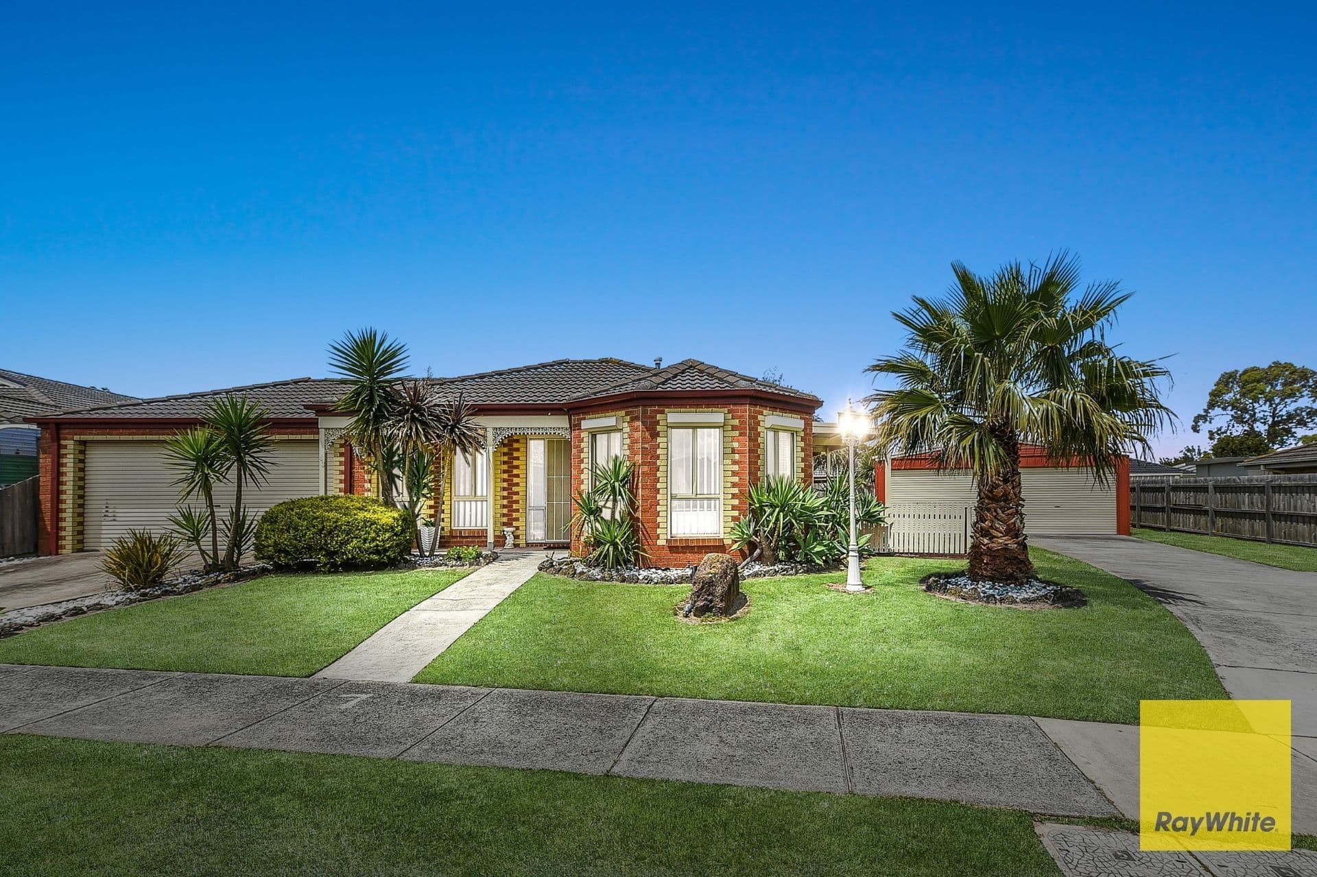 43 Josephine Avenue, Cranbourne North VIC 3977, Cranbourne North - Image 1