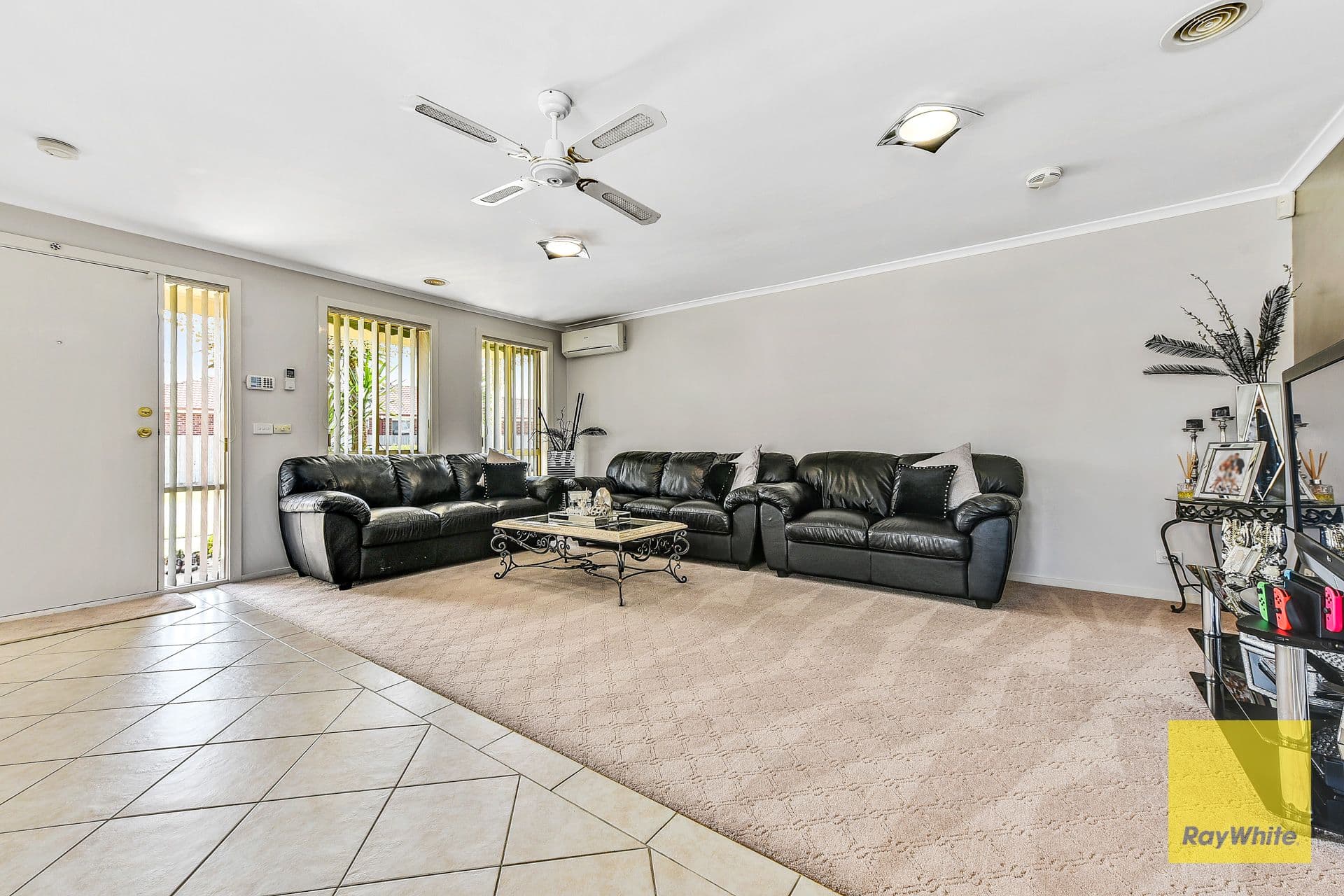 43 Josephine Avenue, Cranbourne North VIC 3977, Cranbourne North - Thumbnail 3