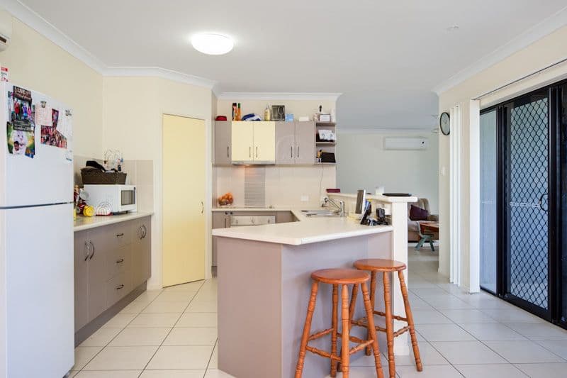 5 Sandover Close, BENTLEY PARK QLD 4869, Bentley Park - Thumbnail 4