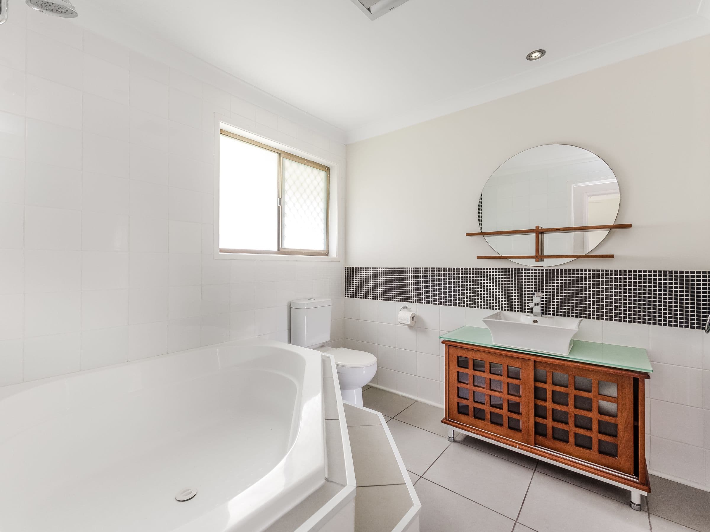 11 Benjul Drive, Beenleigh QLD 4207, Beenleigh - Image 1