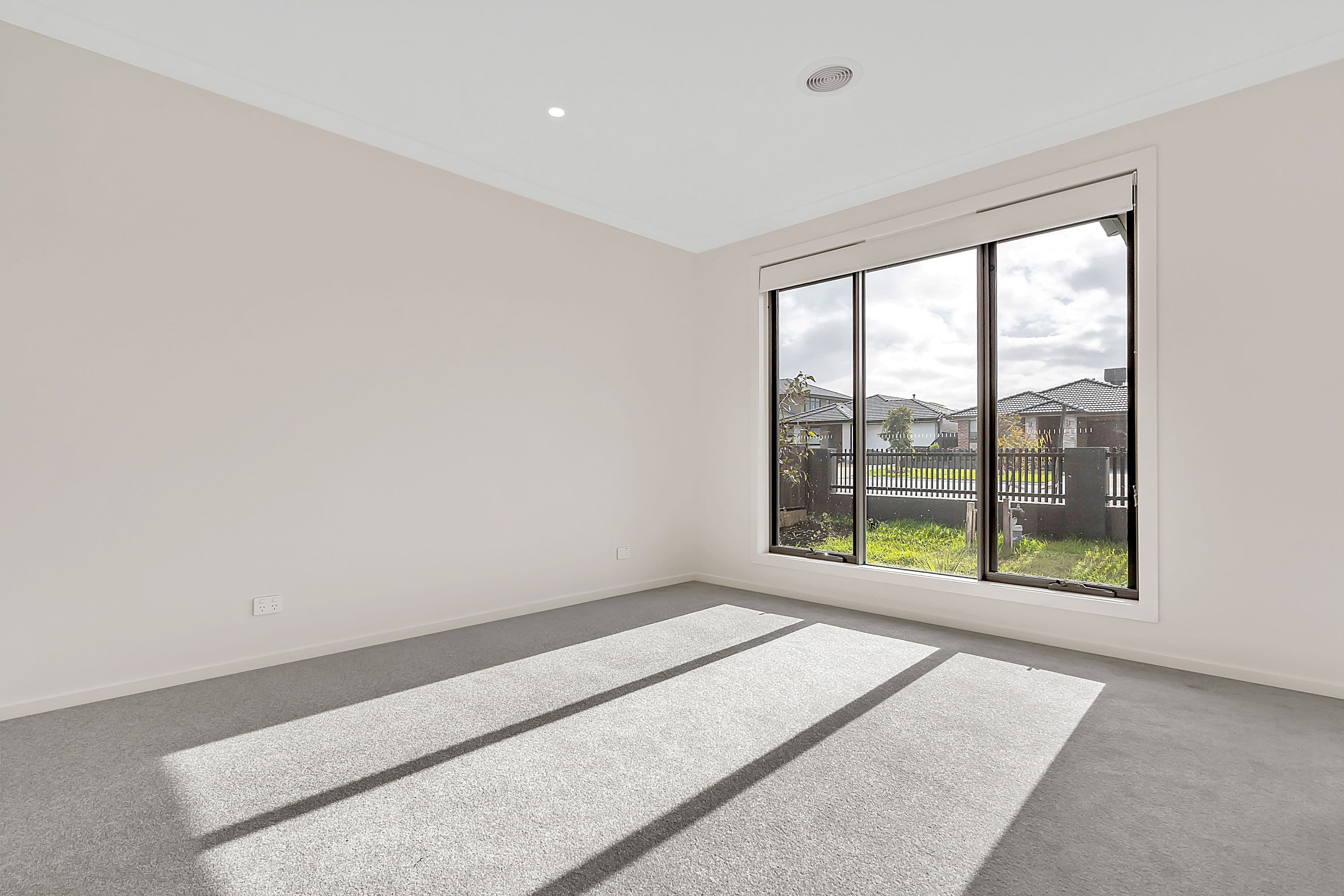 619 Grand Boulevard, Craigieburn VIC 3064, Craigieburn - Thumbnail 3