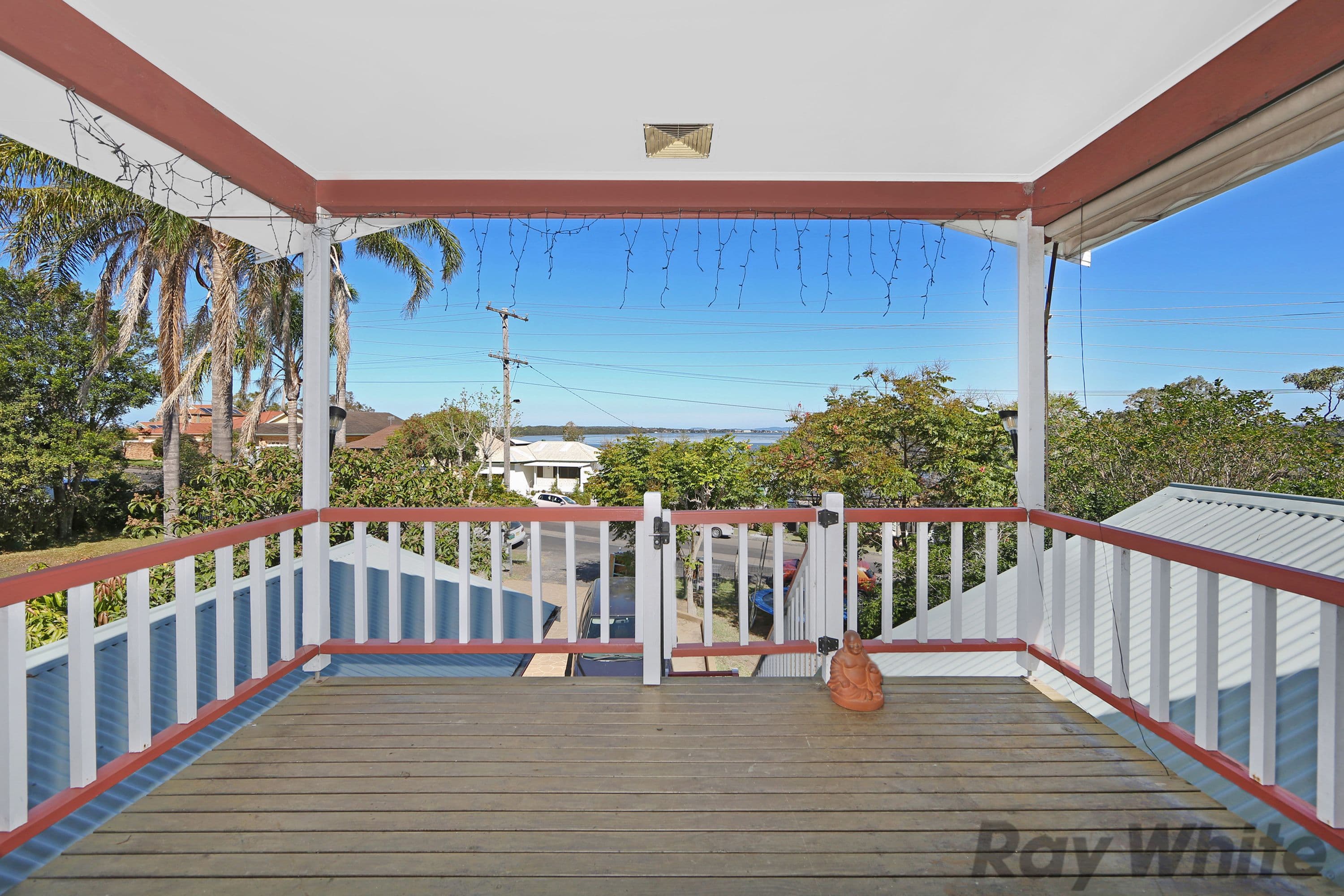 131 Diamond Head Drive, Budgewoi - Thumbnail 2