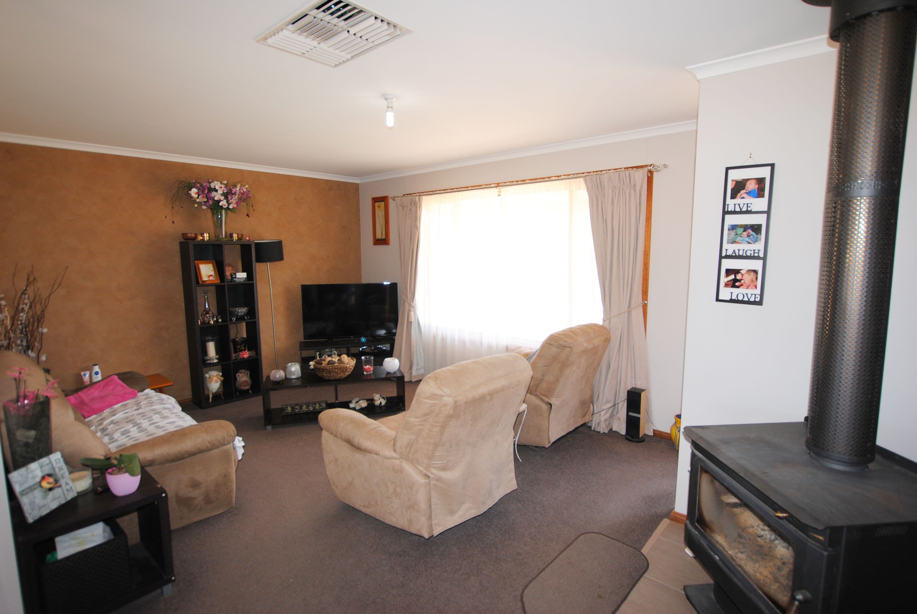 26 Moore Street, Hillston - Thumbnail 8