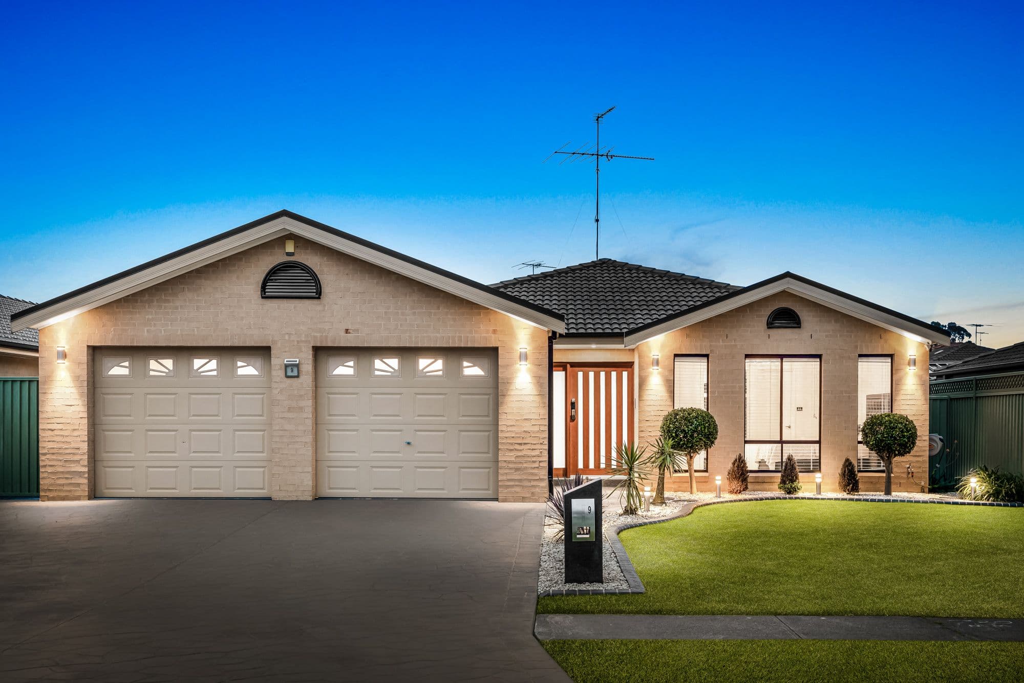 9 Rossini Drive, Hinchinbrook NSW 2168, Hinchinbrook - Image 1
