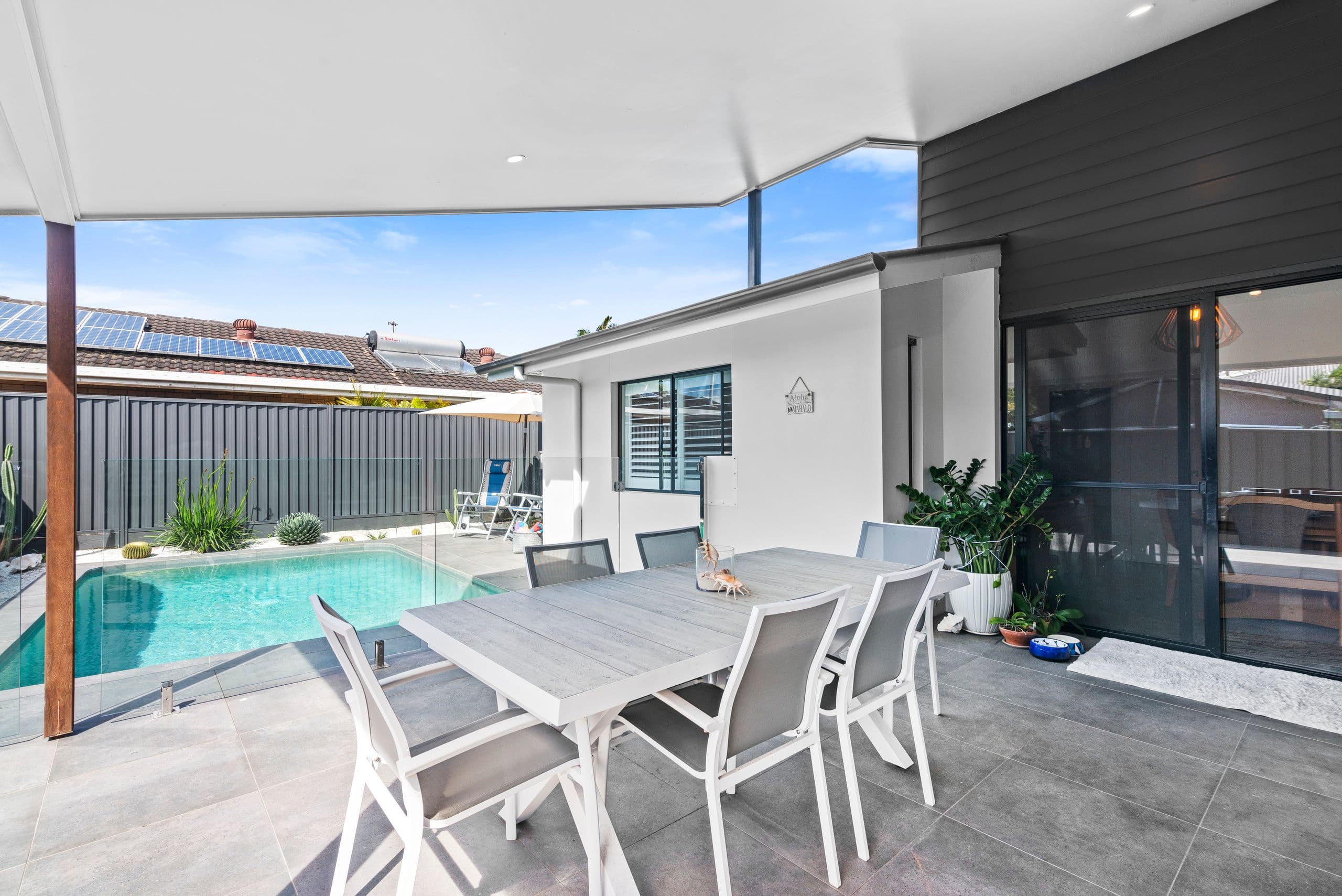 16 Barklya Place, Palm Beach QLD 4221, Palm Beach - Thumbnail 4