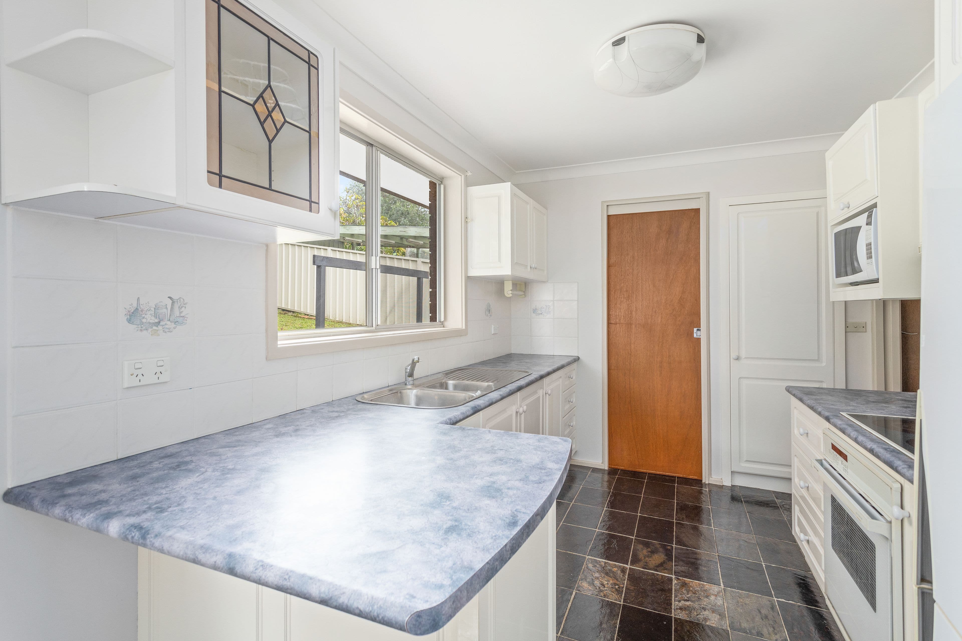 7 White Place, Figtree NSW 2525, Figtree - Thumbnail 5