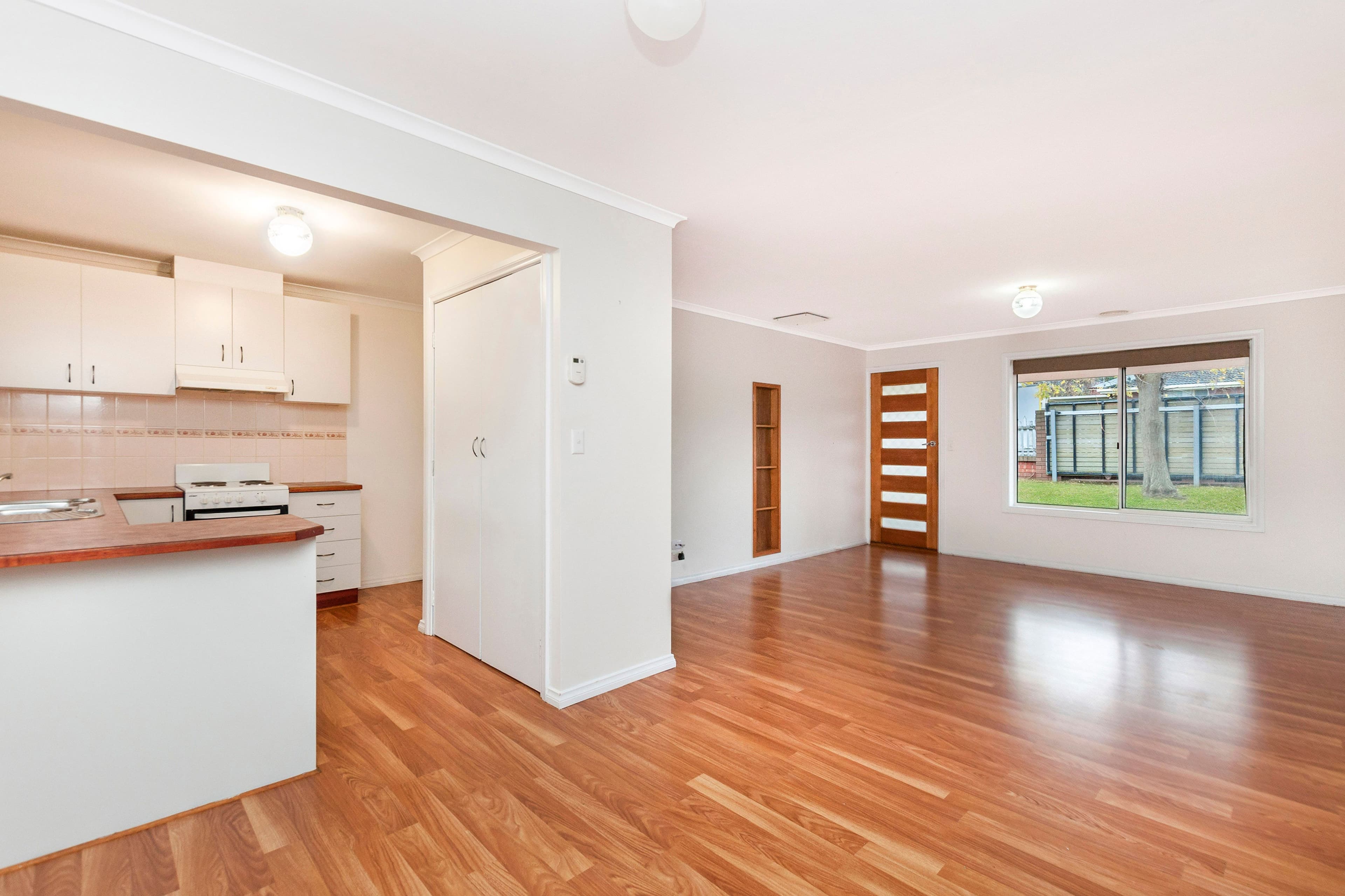 11 Henry Street, Warrnambool VIC 3280, Warrnambool - Thumbnail 3