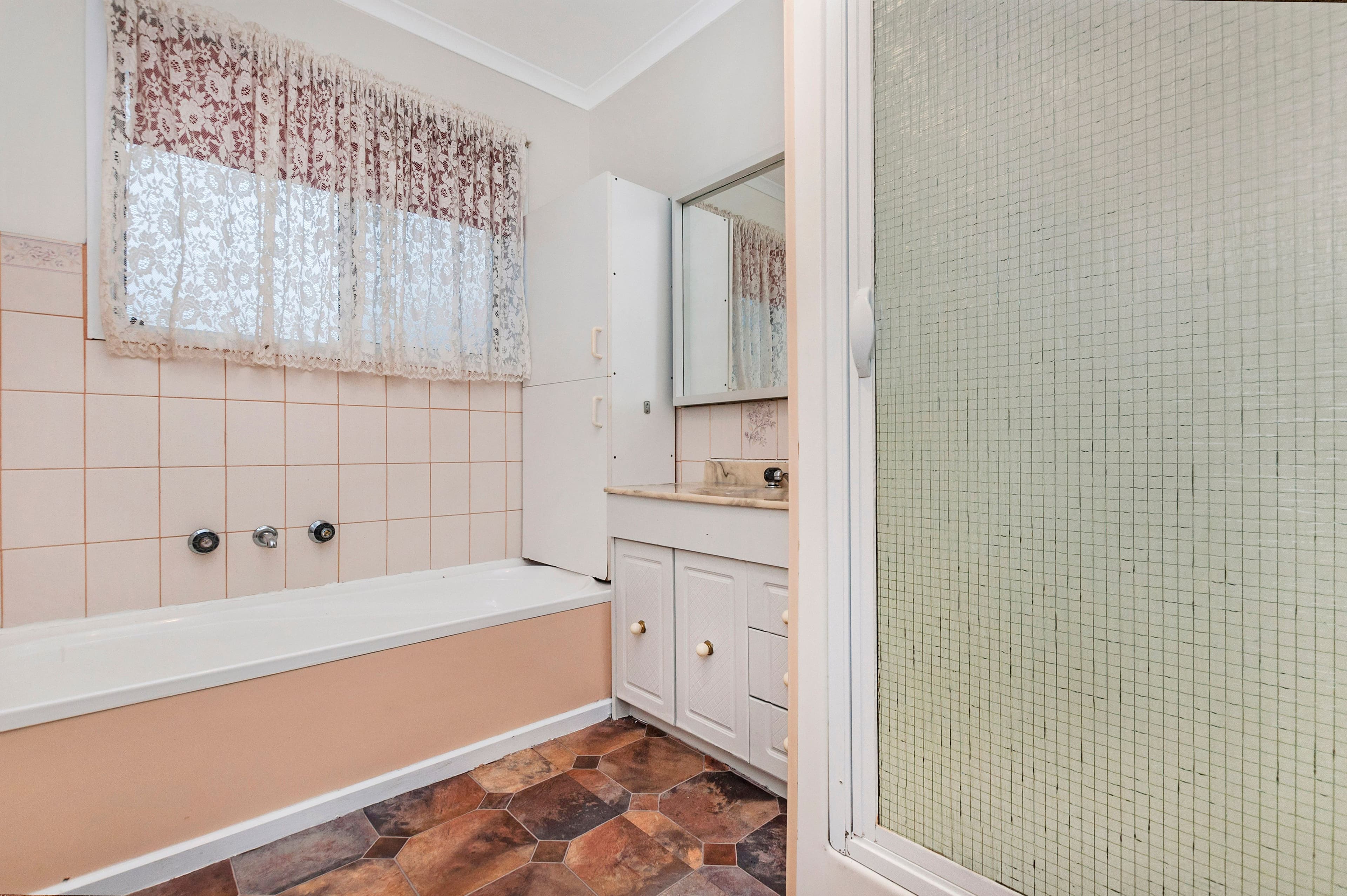 11 Henry Street, Warrnambool VIC 3280, Warrnambool - Thumbnail 5
