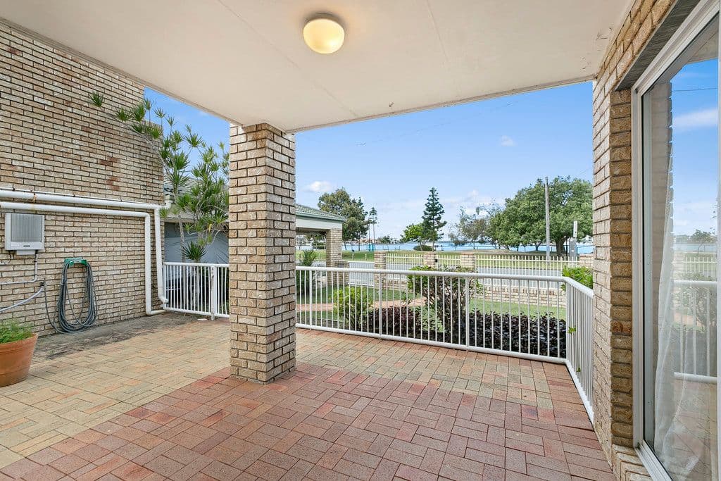 64 The Esplanade, Paradise Point QLD 4216, Paradise Point - Thumbnail 5