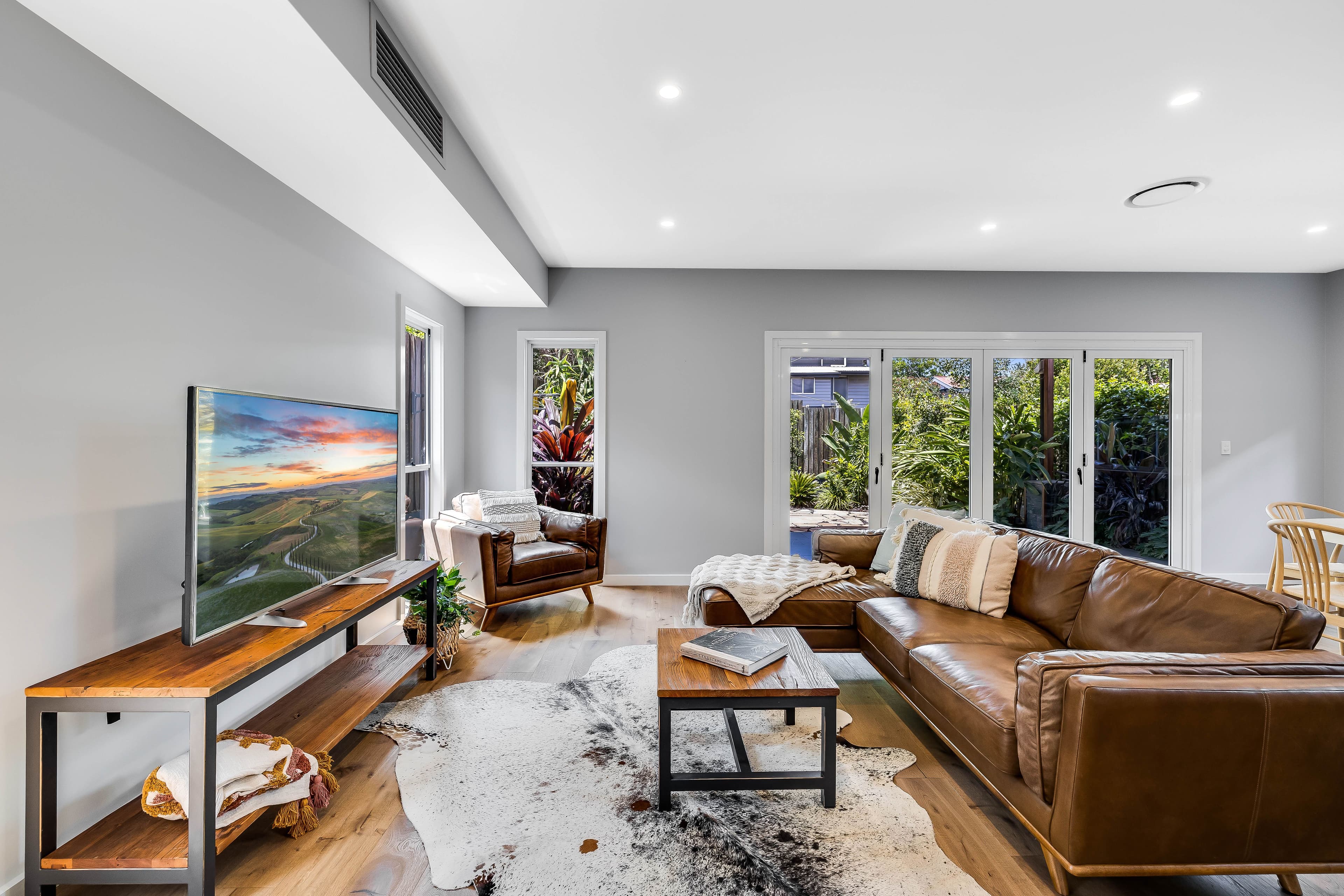 190 Tatham-Tomki Road, Tatham - Thumbnail 8