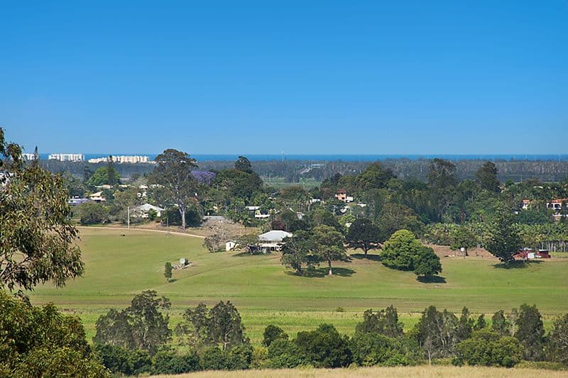 18 Woodchester Close, ROSEMOUNT QLD 4560, Rosemount - Thumbnail 2