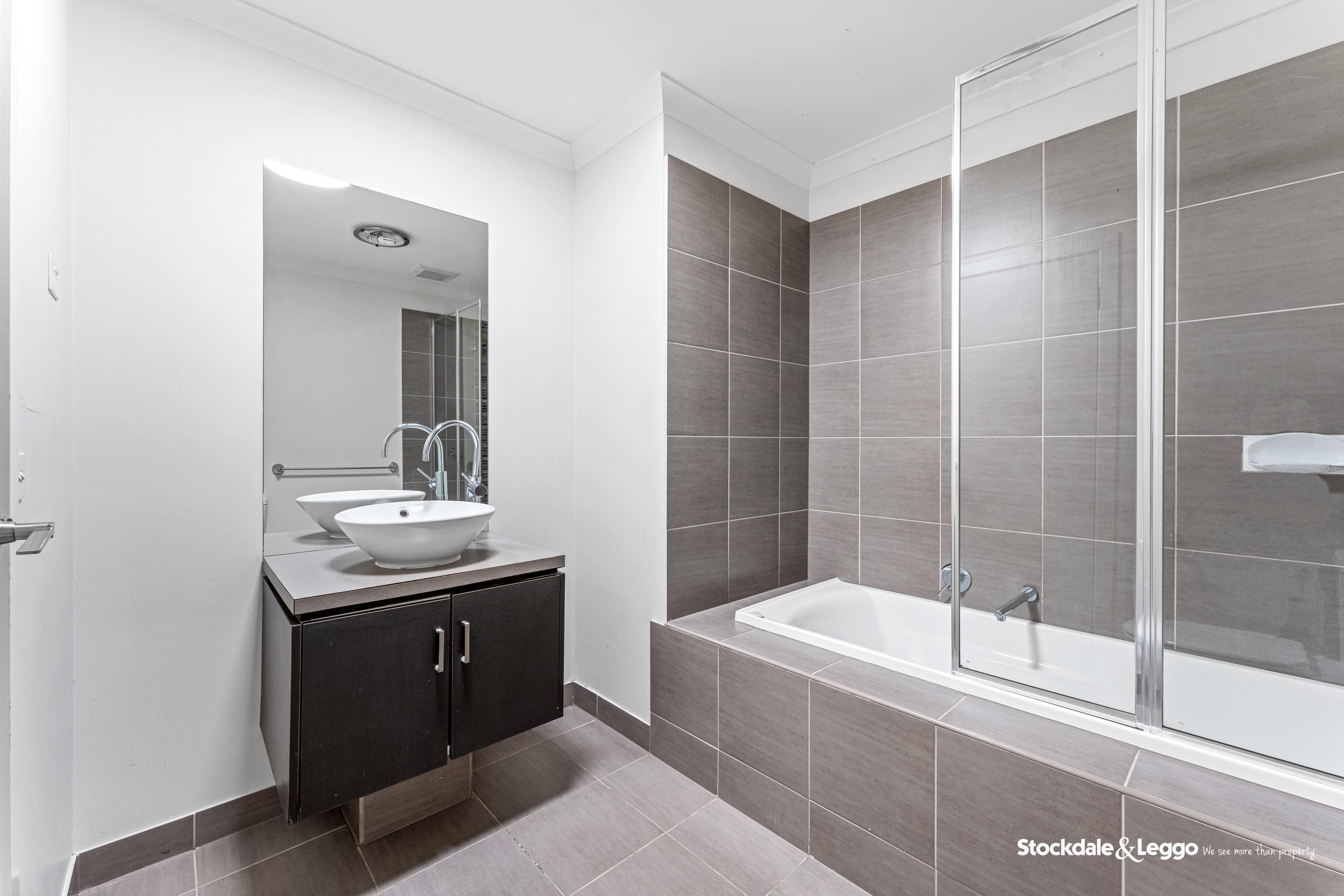 17 Connell Lane, Dandenong VIC, Dandenong - Thumbnail 7