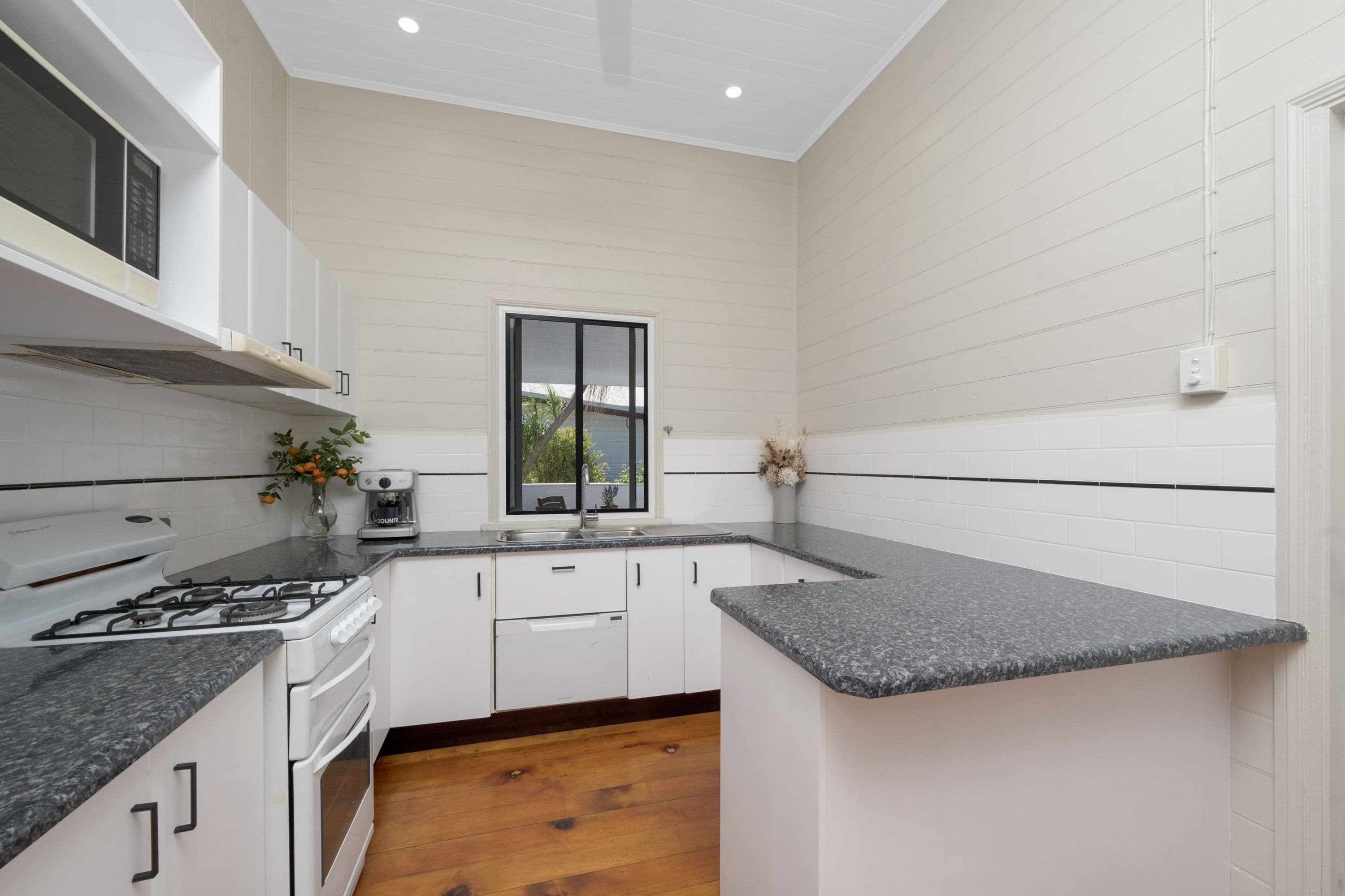 50 Grosvenor Street, Pimlico QLD 4812, Pimlico - Thumbnail 4